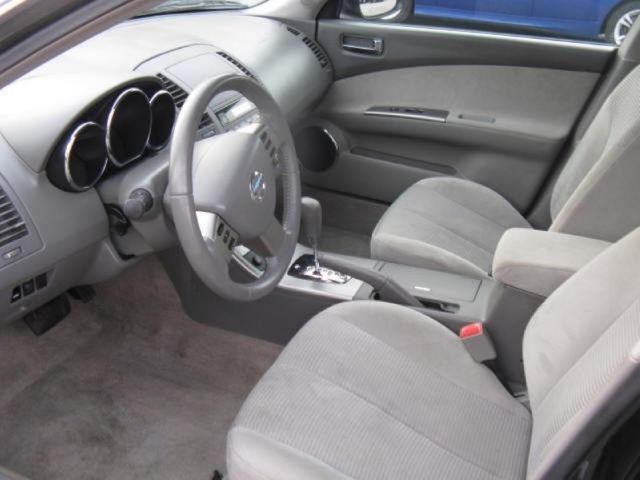 2006 Nissan Altima Front-wheel Drive LT W/2lt