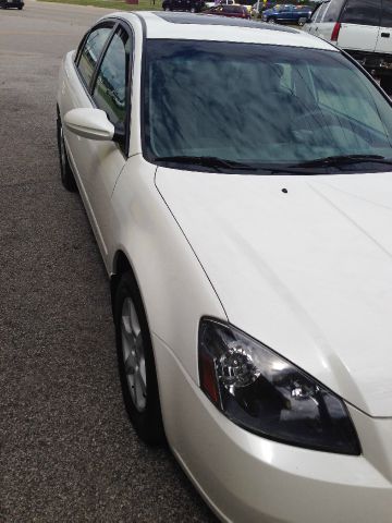 2006 Nissan Altima Pickupslt Quad Cab SWB 4WD 4x4 Truck