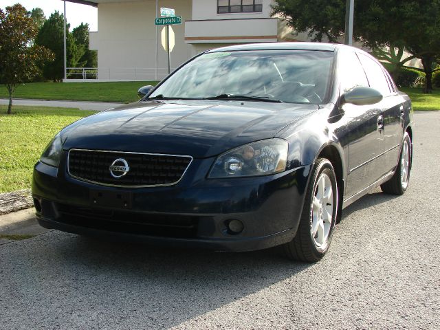 2006 Nissan Altima Front-wheel Drive LT W/2lt