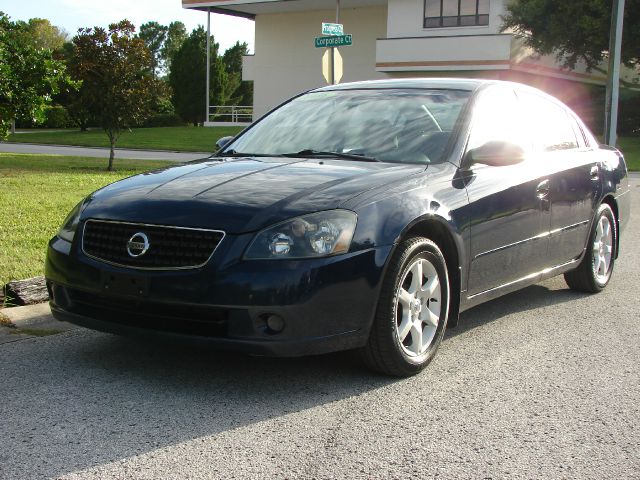 2006 Nissan Altima Front-wheel Drive LT W/2lt