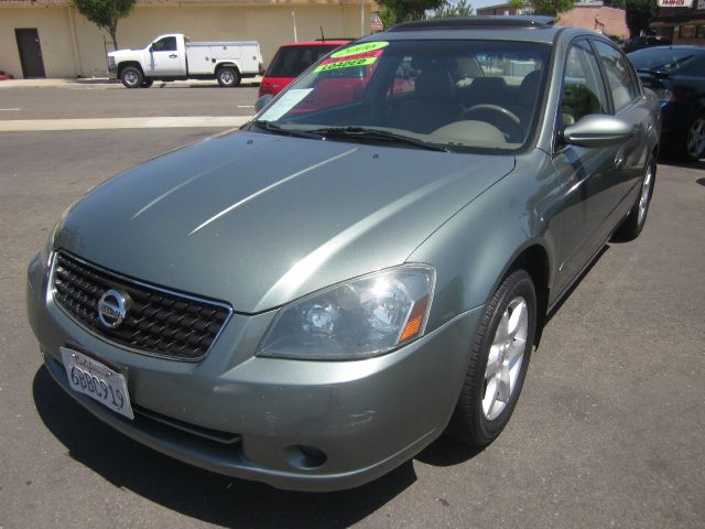 2006 Nissan Altima SLT Quad Cab 2WD