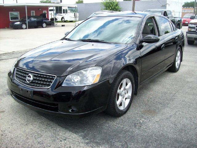 2006 Nissan Altima Pickupslt Quad Cab SWB 4WD 4x4 Truck