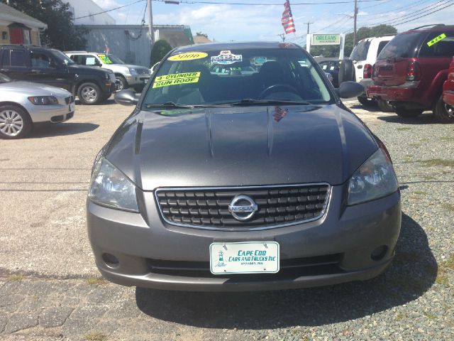 2006 Nissan Altima Pickupslt Quad Cab SWB 4WD 4x4 Truck