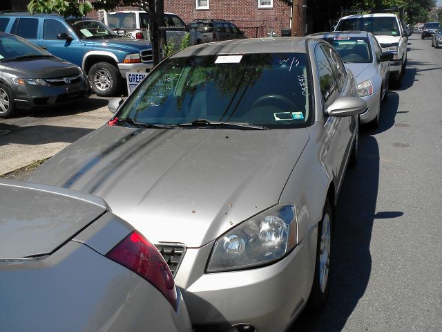 2006 Nissan Altima Pickupslt Quad Cab SWB 4WD 4x4 Truck