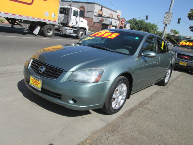 2006 Nissan Altima Pickupslt Quad Cab SWB 4WD 4x4 Truck