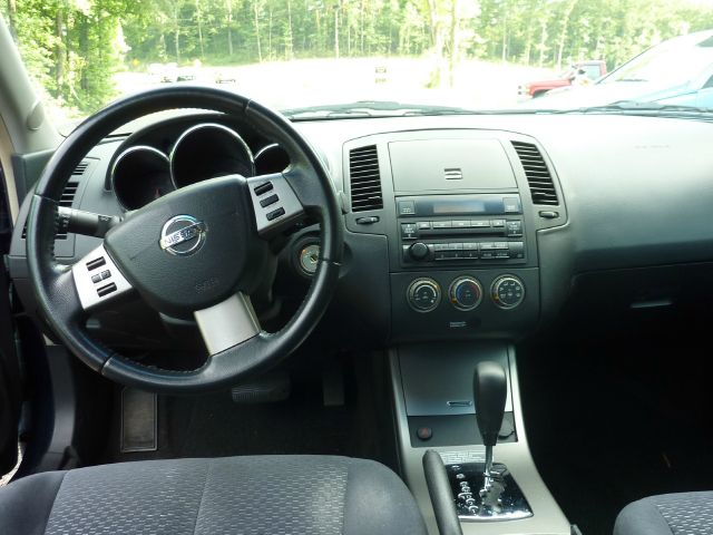 2006 Nissan Altima Pickupslt Quad Cab SWB 4WD 4x4 Truck