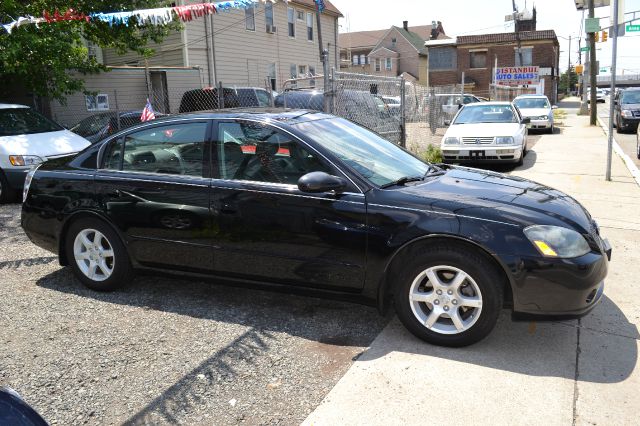 2006 Nissan Altima Pickupslt Quad Cab SWB 4WD 4x4 Truck