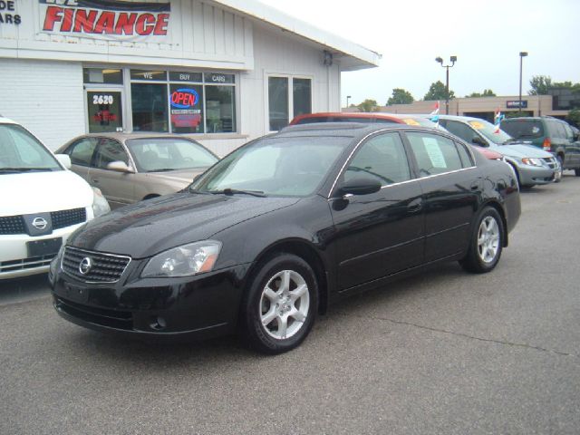 2006 Nissan Altima SLT Quad Cab 2WD