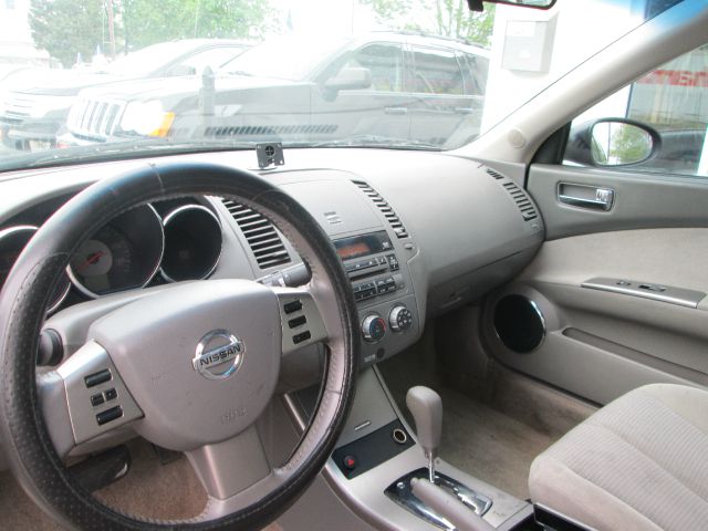 2006 Nissan Altima Pickupslt Quad Cab SWB 4WD 4x4 Truck