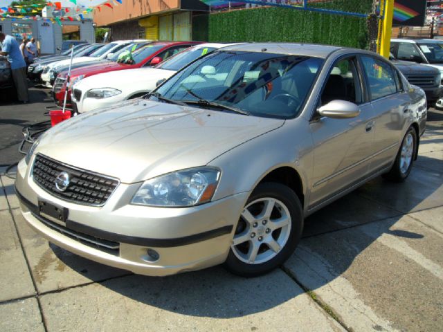 2006 Nissan Altima Eddie Baurer - Liquidator