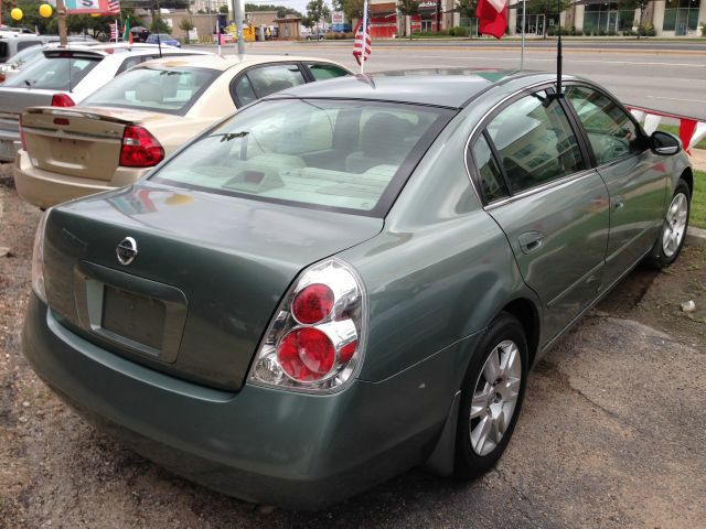 2006 Nissan Altima Pickupslt Quad Cab SWB 4WD 4x4 Truck