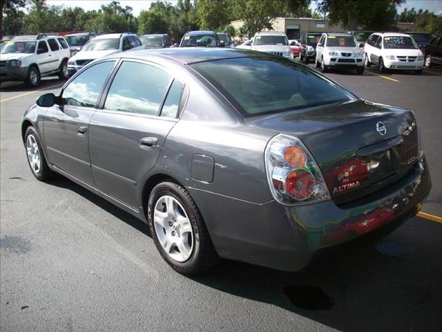 2006 Nissan Altima GT V6 5-spd Manual