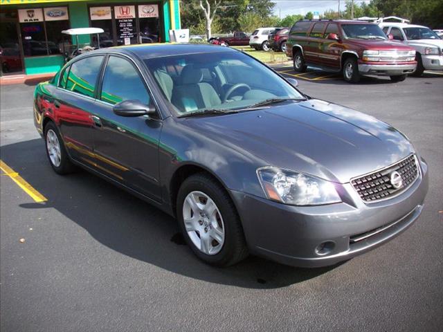 2006 Nissan Altima GT V6 5-spd Manual