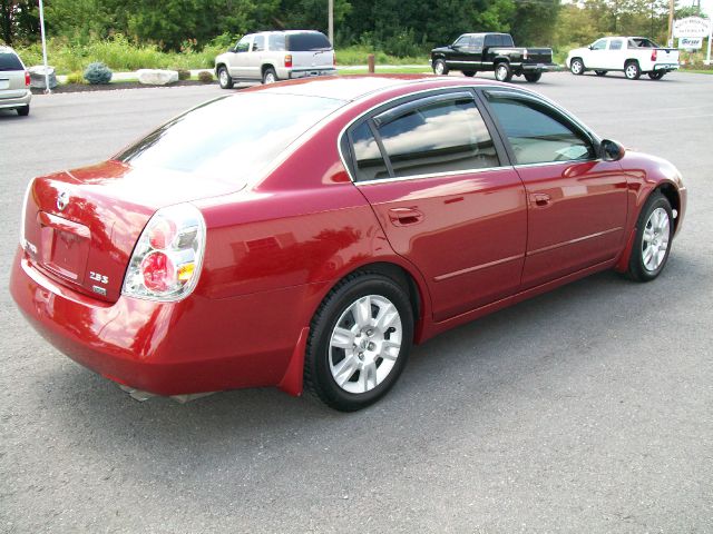 2006 Nissan Altima Pickupslt Quad Cab SWB 4WD 4x4 Truck