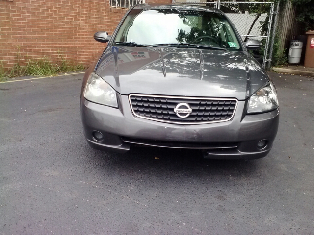 2006 Nissan Altima Pickupslt Quad Cab SWB 4WD 4x4 Truck