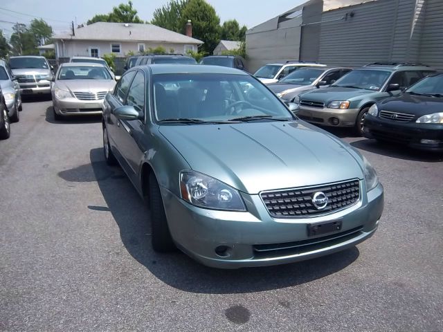 2006 Nissan Altima Pickupslt Quad Cab SWB 4WD 4x4 Truck