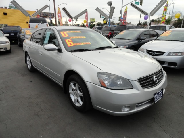 2006 Nissan Altima Pickupslt Quad Cab SWB 4WD 4x4 Truck