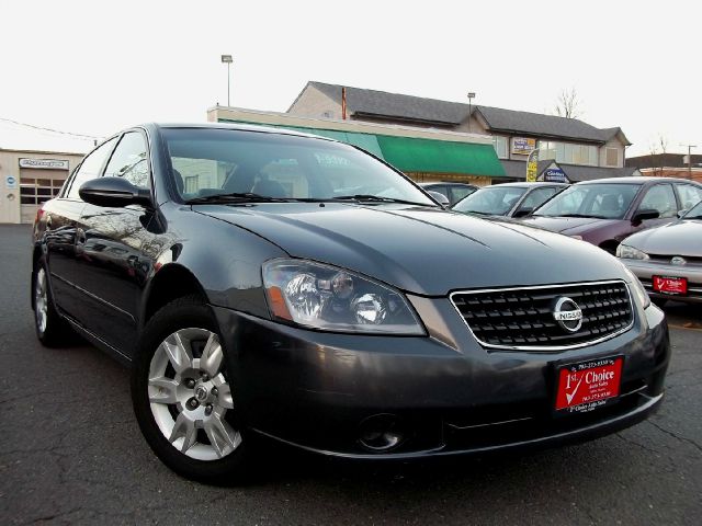 2006 Nissan Altima Pickupslt Quad Cab SWB 4WD 4x4 Truck