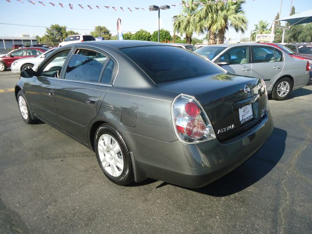 2006 Nissan Altima Pickupslt Quad Cab SWB 4WD 4x4 Truck