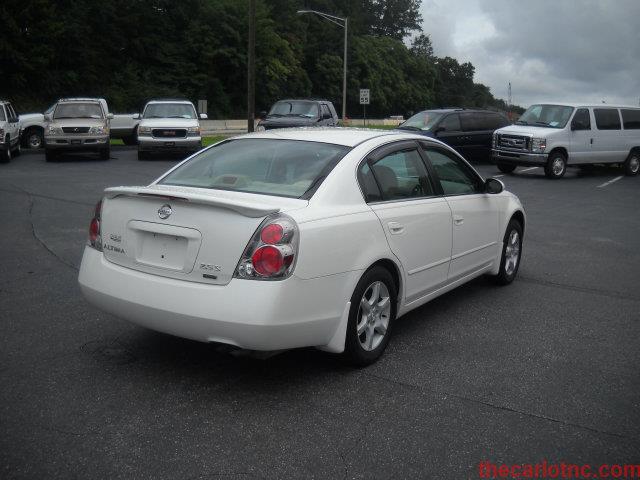 2006 Nissan Altima Pickupslt Quad Cab SWB 4WD 4x4 Truck