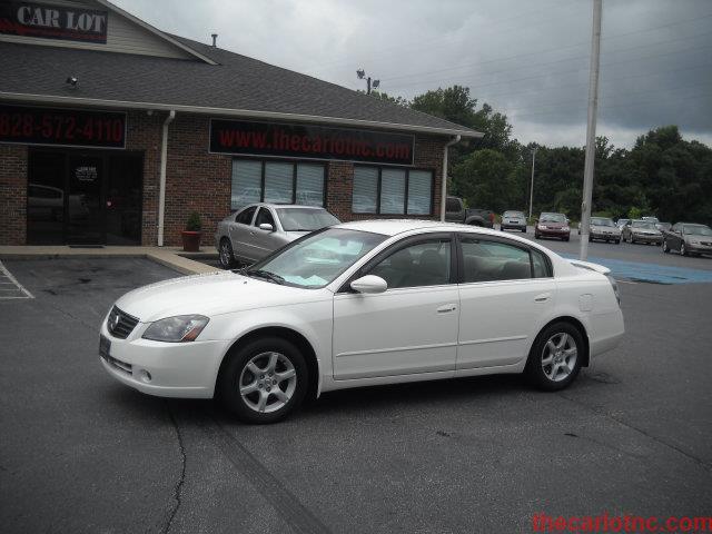 2006 Nissan Altima Pickupslt Quad Cab SWB 4WD 4x4 Truck