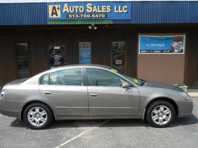 2006 Nissan Altima Pickupslt Quad Cab SWB 4WD 4x4 Truck