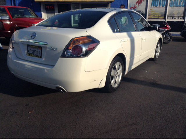 2007 Nissan Altima Pickupslt Quad Cab SWB 4WD 4x4 Truck