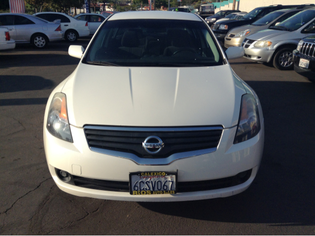 2007 Nissan Altima Pickupslt Quad Cab SWB 4WD 4x4 Truck