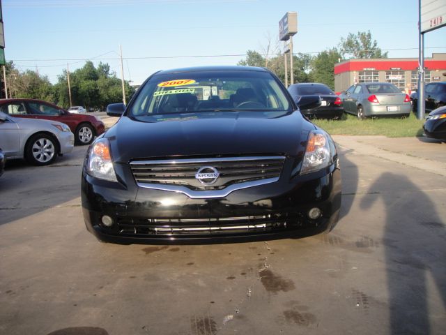 2007 Nissan Altima Pickupslt Quad Cab SWB 4WD 4x4 Truck