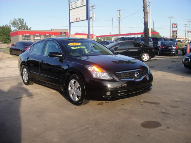 2007 Nissan Altima Pickupslt Quad Cab SWB 4WD 4x4 Truck