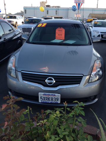 2007 Nissan Altima Pickupslt Quad Cab SWB 4WD 4x4 Truck