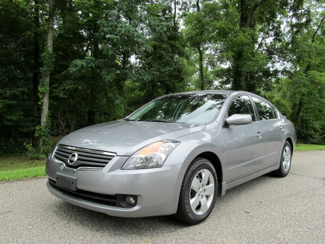 2007 Nissan Altima Pickupslt Quad Cab SWB 4WD 4x4 Truck