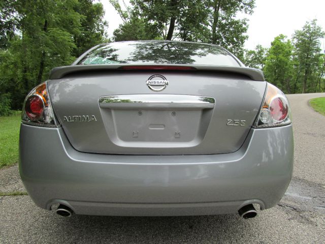 2007 Nissan Altima Pickupslt Quad Cab SWB 4WD 4x4 Truck