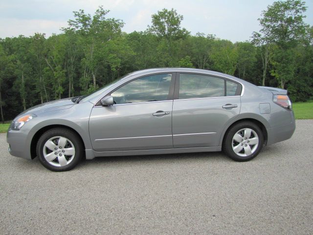 2007 Nissan Altima Pickupslt Quad Cab SWB 4WD 4x4 Truck