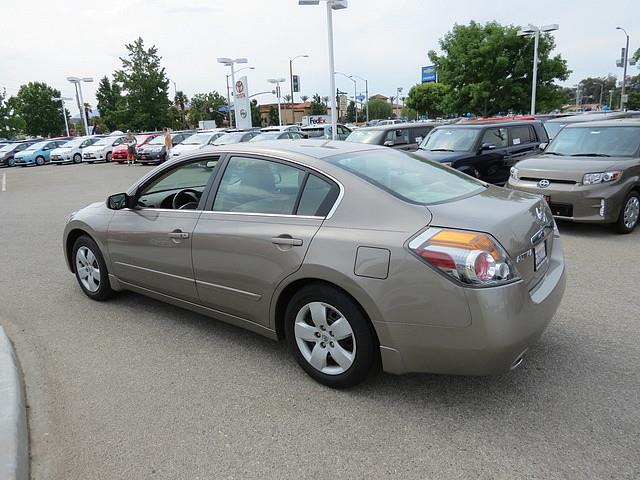 2007 Nissan Altima Ls,crew,cloth,very Clean