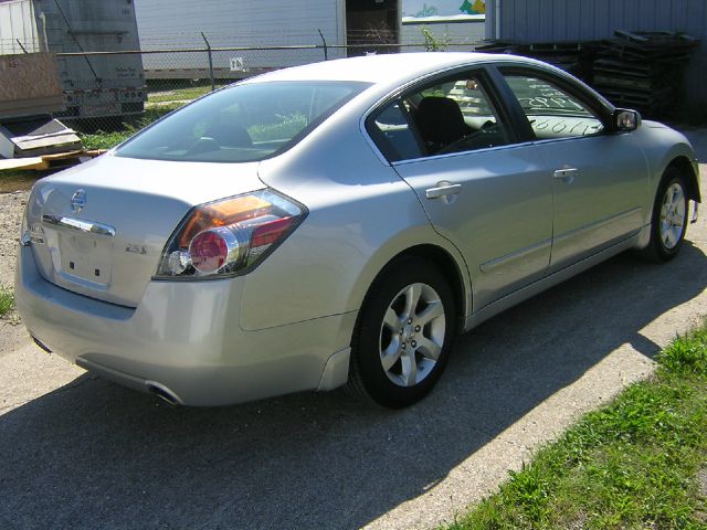 2007 Nissan Altima Pickupslt Quad Cab SWB 4WD 4x4 Truck