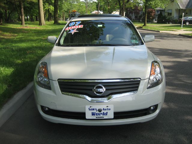 2007 Nissan Altima SLT Quad Cab 2WD