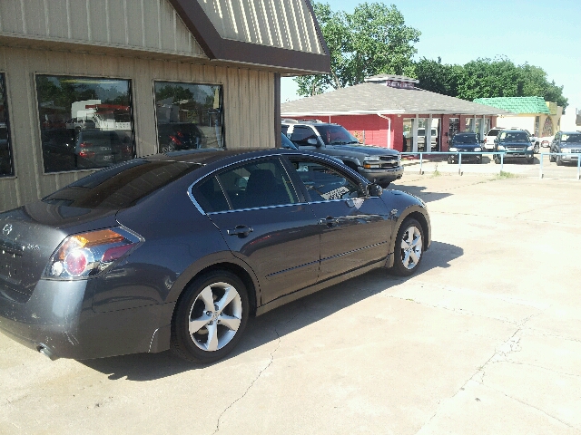 2007 Nissan Altima SLT Quad Cab 2WD