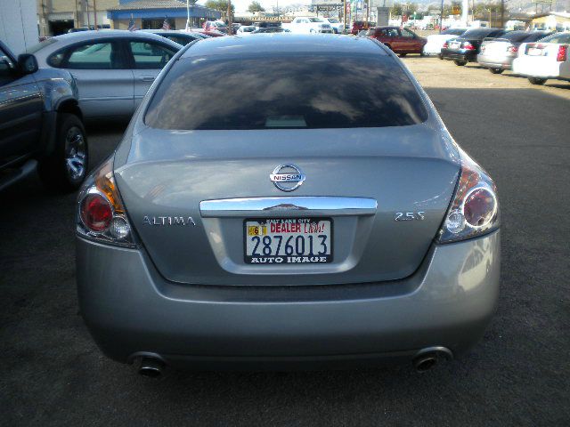 2007 Nissan Altima Pickupslt Quad Cab SWB 4WD 4x4 Truck