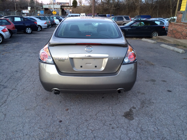 2007 Nissan Altima Pickupslt Quad Cab SWB 4WD 4x4 Truck