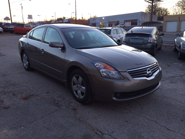 2007 Nissan Altima Pickupslt Quad Cab SWB 4WD 4x4 Truck