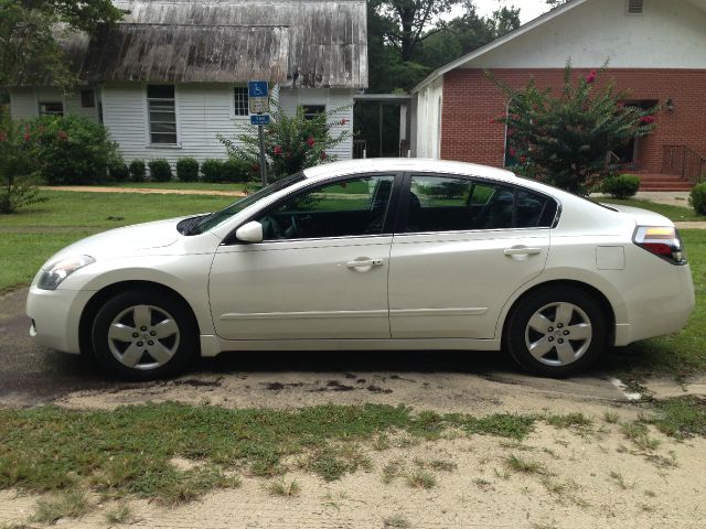 2007 Nissan Altima Pickupslt Quad Cab SWB 4WD 4x4 Truck