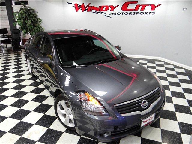 2007 Nissan Altima Sport -5 Speed-stick-4x4