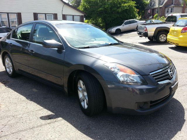 2007 Nissan Altima SLT Quad Cab 2WD