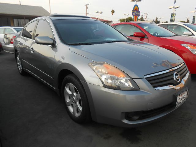 2007 Nissan Altima Pickupslt Quad Cab SWB 4WD 4x4 Truck