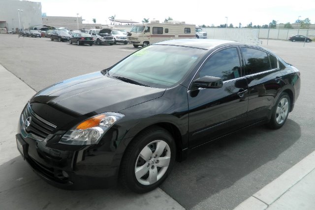 2007 Nissan Altima Pickupslt Quad Cab SWB 4WD 4x4 Truck