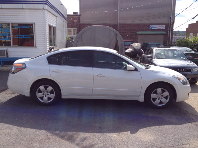 2007 Nissan Altima Pickupslt Quad Cab SWB 4WD 4x4 Truck