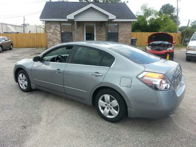 2007 Nissan Altima Pickupslt Quad Cab SWB 4WD 4x4 Truck