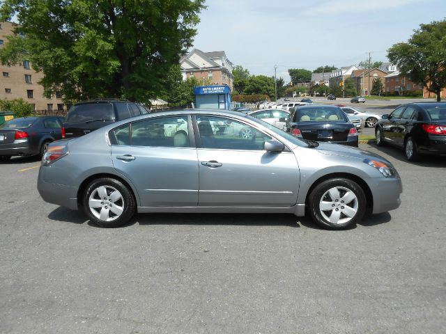 2008 Nissan Altima Pickupslt Quad Cab SWB 4WD 4x4 Truck