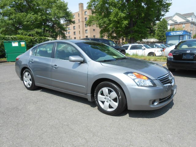 2008 Nissan Altima Pickupslt Quad Cab SWB 4WD 4x4 Truck